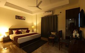 Perfectstayz Aiims Near Aiims Hospital